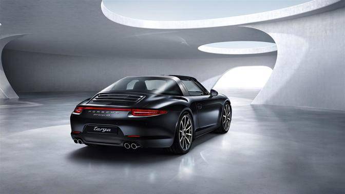 911 Targa 4S Rear angle view 911 Targa 4S Rear angle view