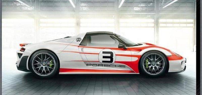918 Spyder Weissach Package Side view 918 Spyder Weissach Package Side view