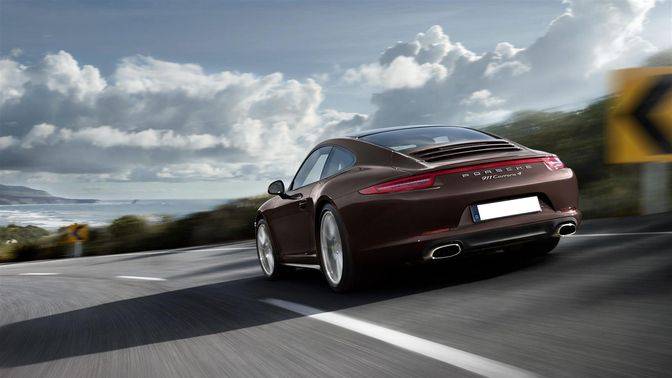 911 Carrera 4 Side view 911 Carrera 4 Side view