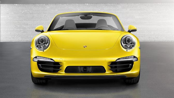Full Front View of 911 Carrera 4S Cabriolet Full Front View of 911 Carrera 4S Cabriolet