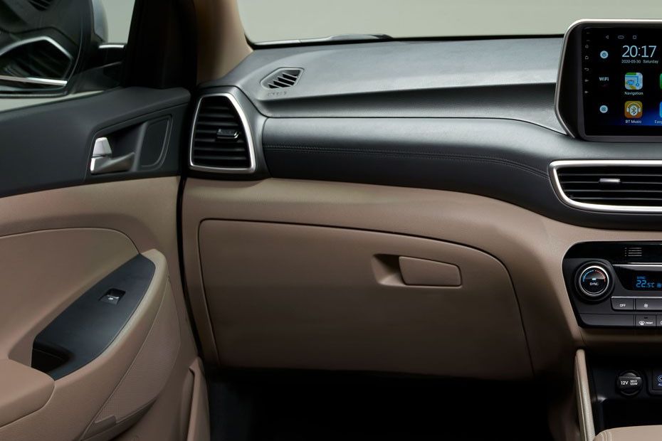 Hyundai Tucson Glove Box Hyundai Tucson Glove Box