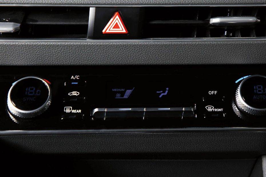 Front AC Controls of Hyundai Sonata Front AC Controls of Hyundai Sonata