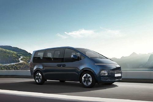 Staria Front angle low view