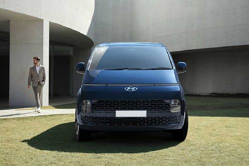 Hyundai Staria 3.5L HGS AT 2024 Pakistan